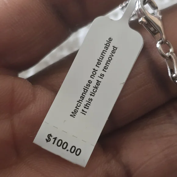 $100 Macy's Women Elegant Silver Hand Bracelet New Party - Picture 5 of 13